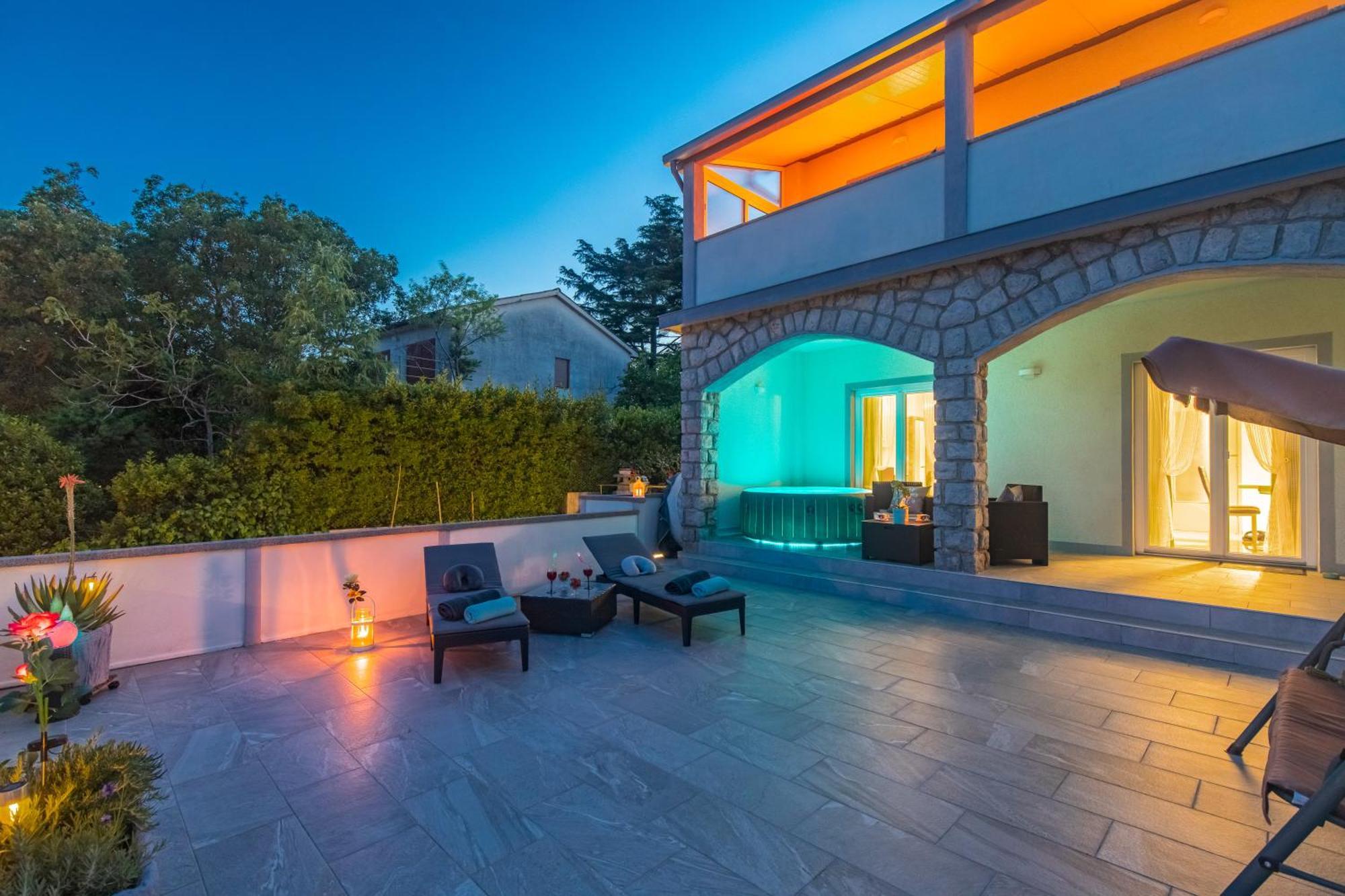 Apartment Tara With Seaview Krk Town Exterior foto